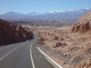The road to San Pedro de Atacama, the promised land of milk and hon... er, of dust and sand