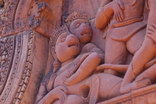Some of the detail was superb, like the aghast expressions of these monkey people, awaiting their fate